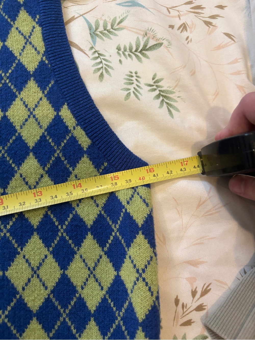 Aritzia Sunday Best Quinn Blue & Olive Argyle Knit V-Neck Vest - Picture 5 of 6